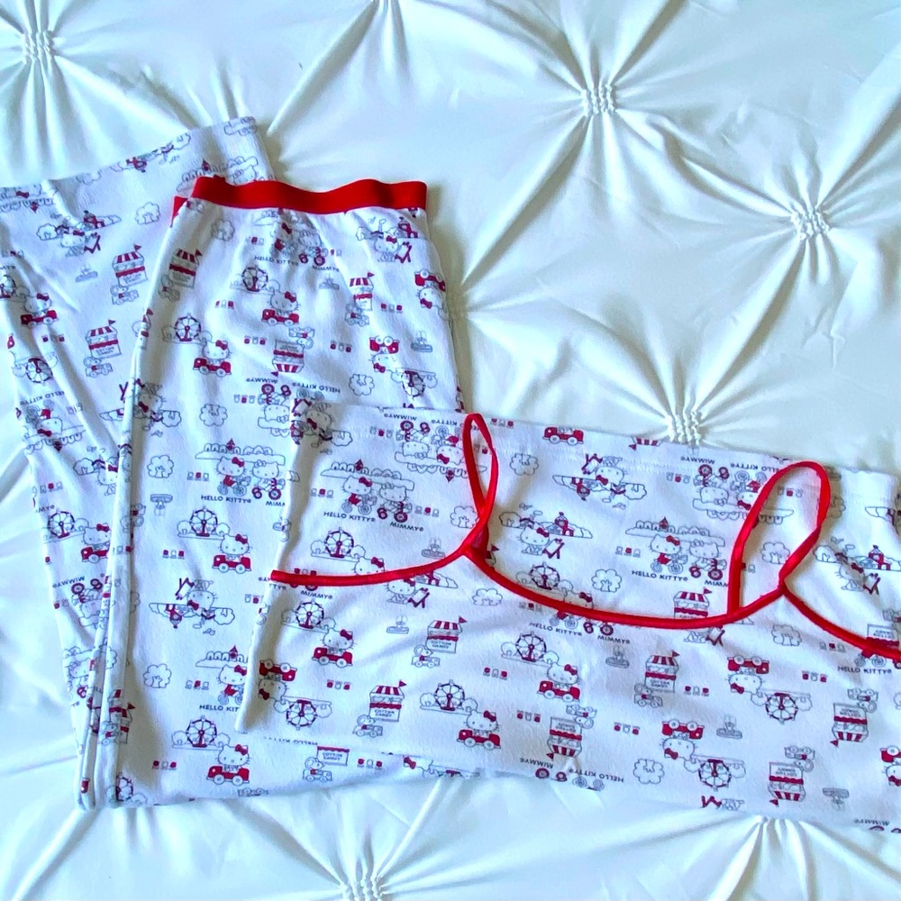 Hello Kitty Pajamas, Size XLarge